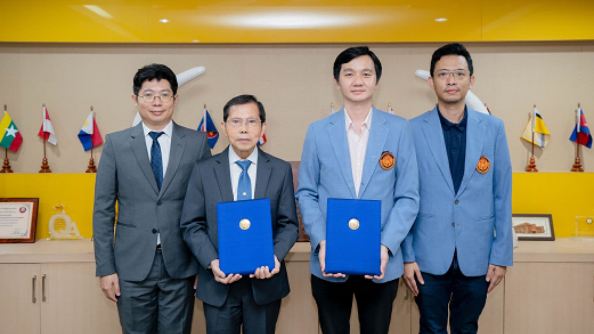 SELIC ลงนามบันทึกข้อตกลงความร่วมมือทางวิชาการ (MOU) ร่วมกับ KMITL